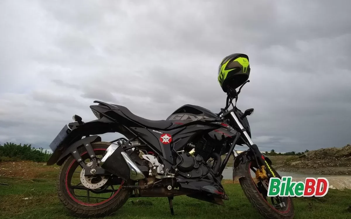 suzuki gixxer black